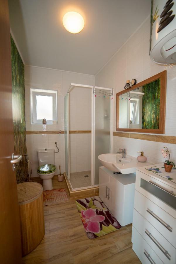 Poseydon Beach Bungalow Mlini Exteriör bild
